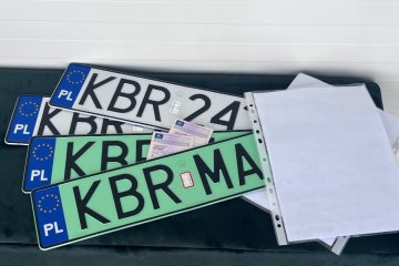 Rejestracja Pojazdów / Tłumaczenia / Odbiór dowodu /